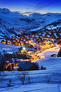 法属阿尔卑斯山法国圣阿夫斯的夜景风和高清图片