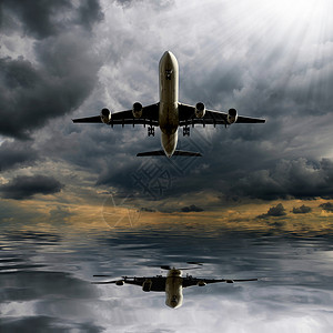 风云与飞机图片