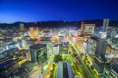 日本神户市三宫区的城市天际线图片