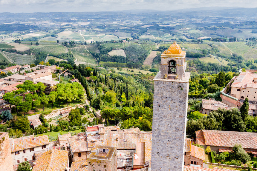 SanGimignano是意大利托斯卡纳省锡耶纳省一个被墙围住图片