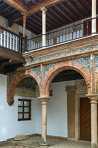 西班牙隆达蒙德拉贡宫图片