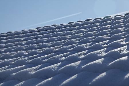 屋顶上的雪图片