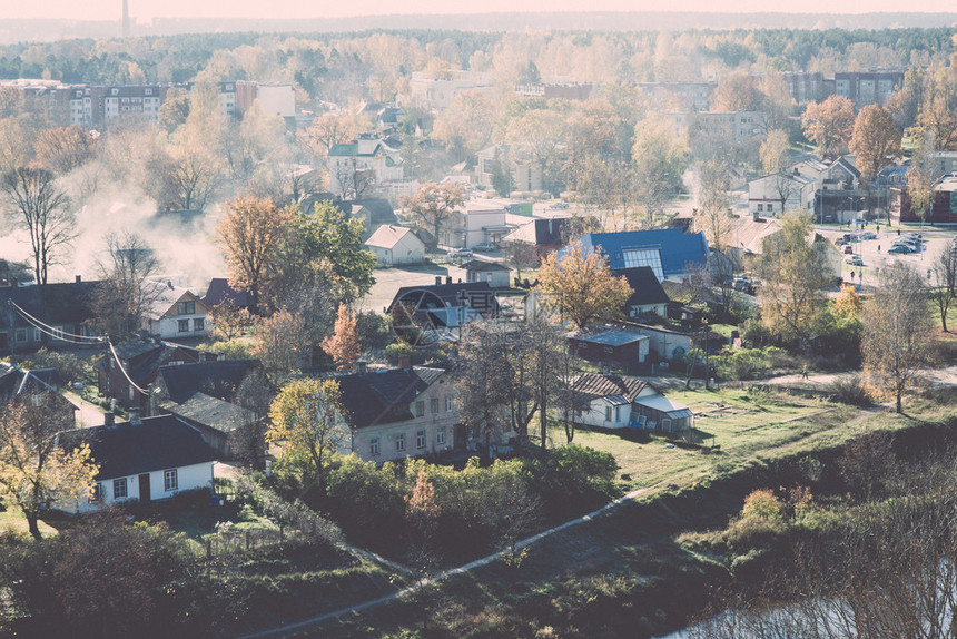 从上方的小城镇全景latviavalmierareform图片