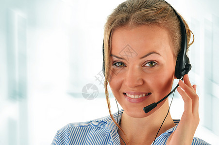 呼叫中心接线员客户图片