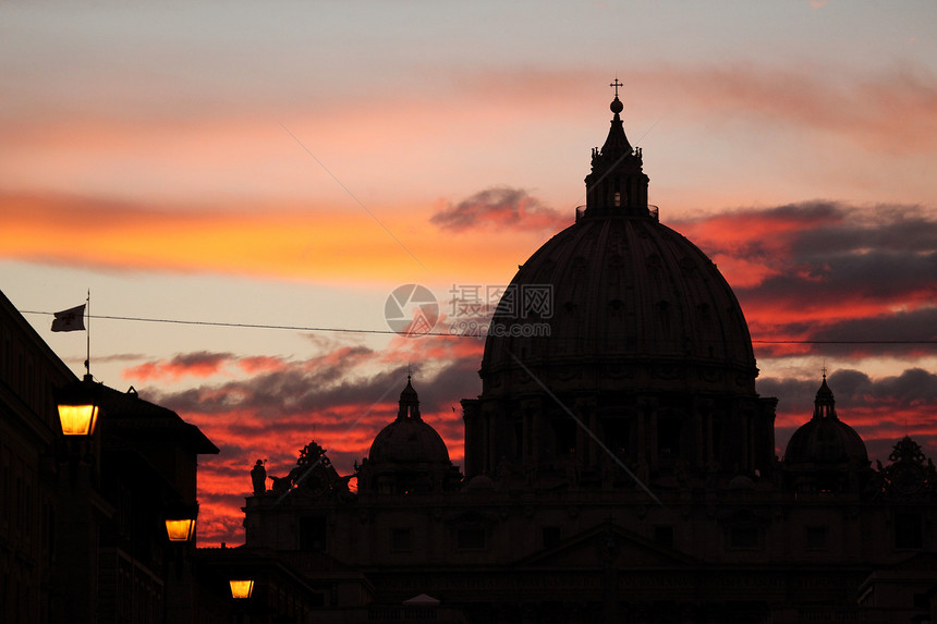 日落在意大利拉齐奥罗马梵蒂冈城圣彼得巴西图片