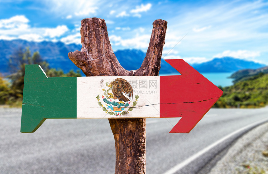 墨西哥带箭头的木牌图片
