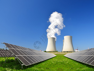 太阳能电池板和核电站图片