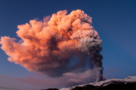 意大利的火山图片