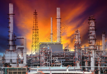 石油化工厂炼油厂外部结构图片