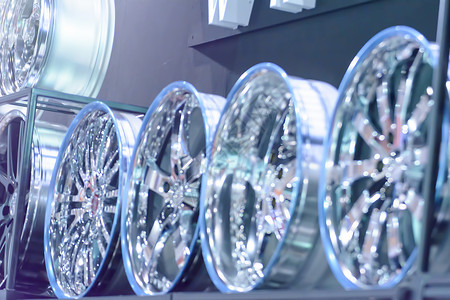 镁合金轮或磁轮或最大轮是使用铸造制的高清图片
