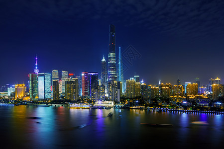 明亮的上海天空图片