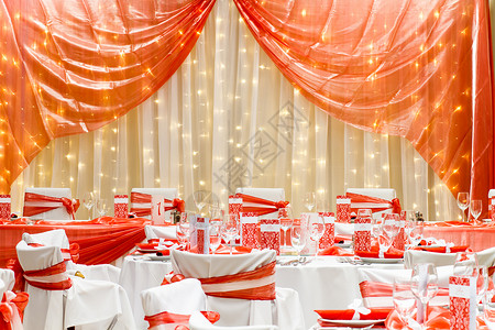 豪华婚礼装饰红色和白色图片