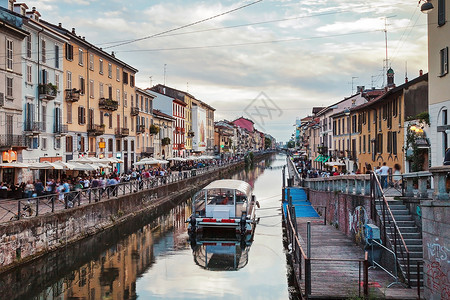 意大利米兰纳维格利奥格兰德运河沿图片