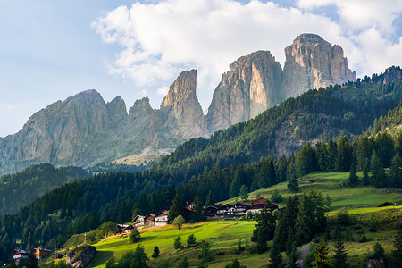 查看Dolomite中的Langk高清图片