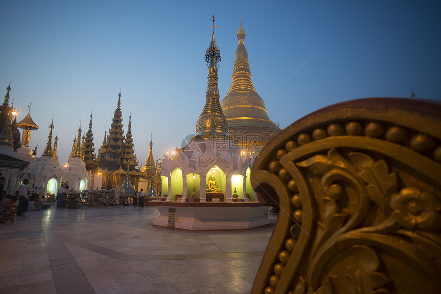 缅甸东南部仰光市仰光市ShwedagonPaya塔的图片