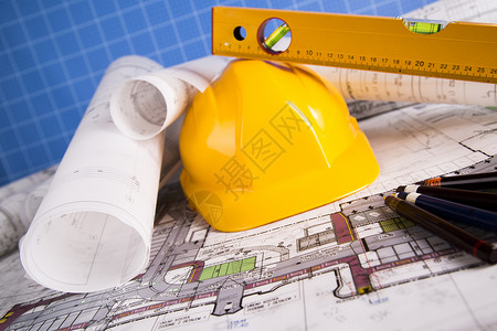 黄色头盔工程图和房屋模型图片