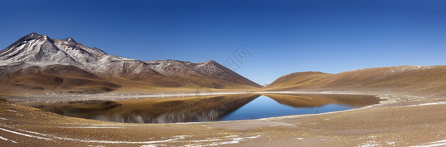 智利北部小型湖边风图片