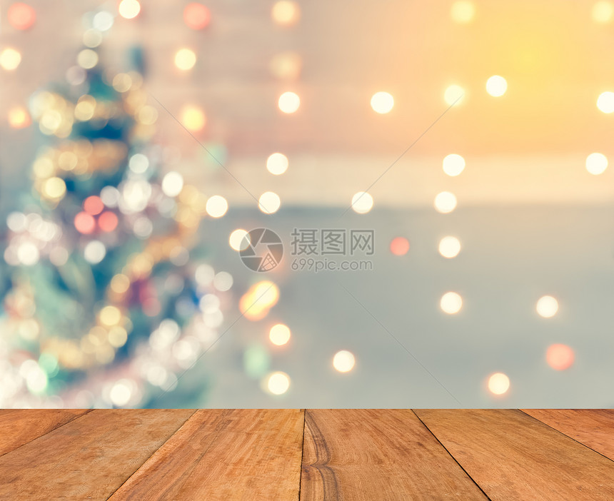 圣诞树的闪光散景图片