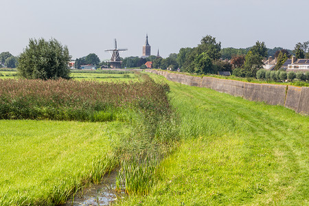Zwartewaterland市Hasselt村的全景图片