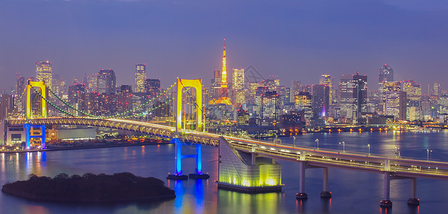 东京湾彩虹桥和东京塔陆图片
