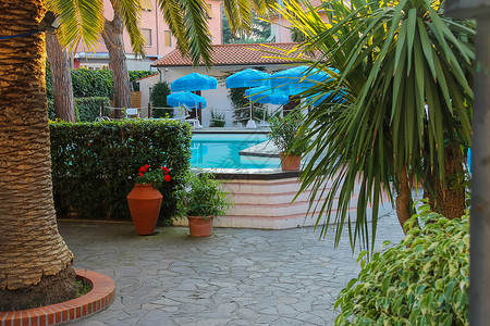意大利埃尔巴岛海度假胜地别墅庭院图片