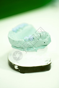 牙科假肢粘土牙模具图片