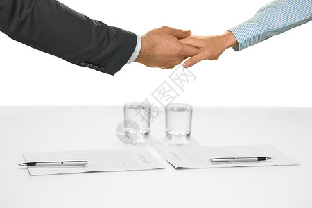 商业界人士握手图片