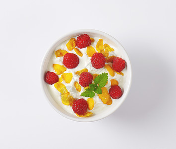 健康早餐一碗酸奶配有图片