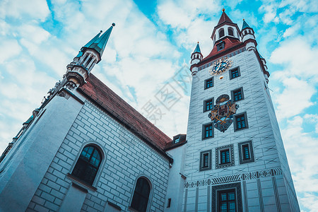 位于德国慕尼黑Marienplatz的老市政厅建筑风景图片