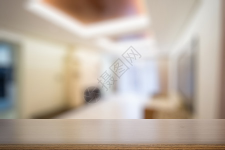 客厅的棕色木桌背景图片