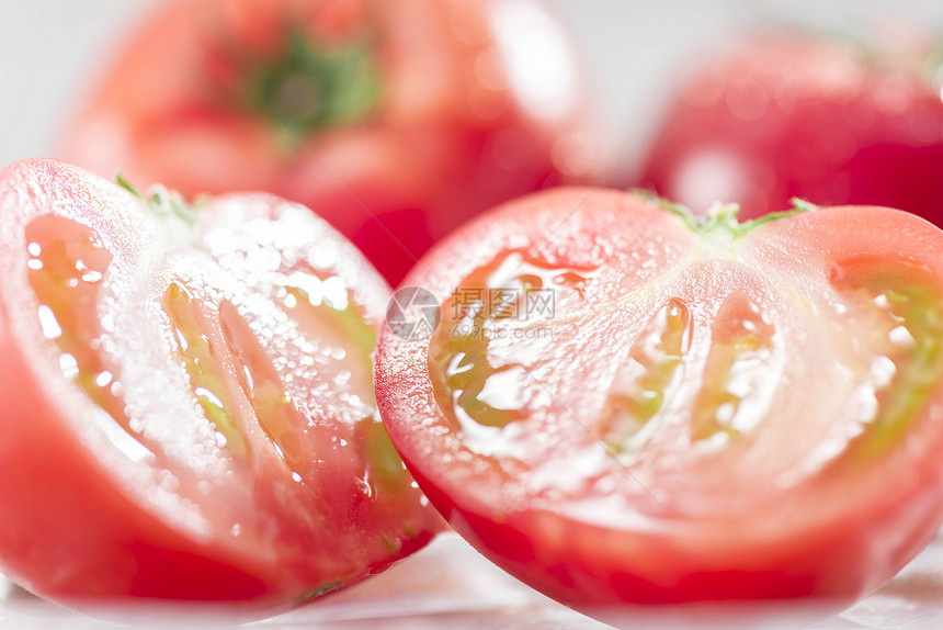 新鲜番茄合影图片