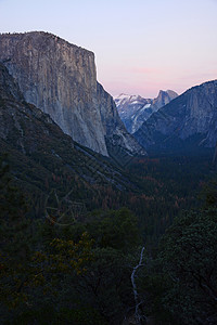 Yosemite公园隧道视图的ElC图片