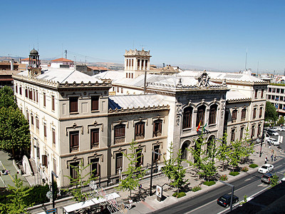西班牙格拉纳达Liceo中学建筑图片
