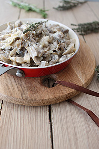 煎炒牡蛎蘑菇图片