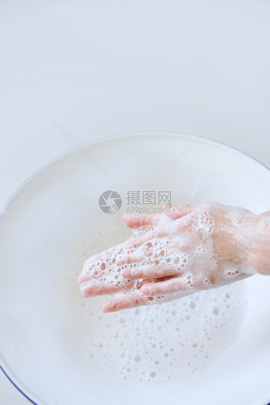 用汤洗手图片