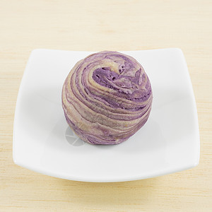 紫罗兰晶塔罗蛋糕图片