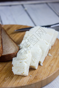用新鲜牛奶制成的传统印度奶酪面包图片
