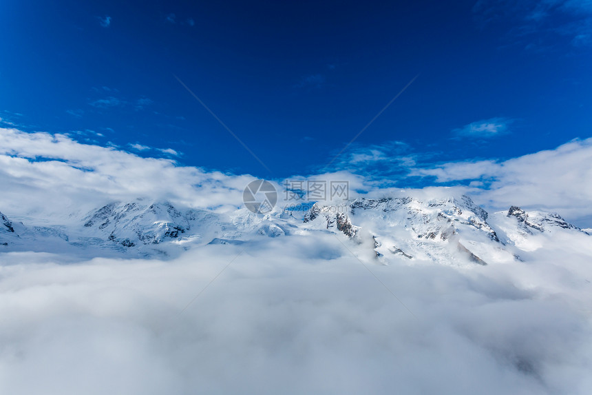 瑞士采尔马特的雪山图片