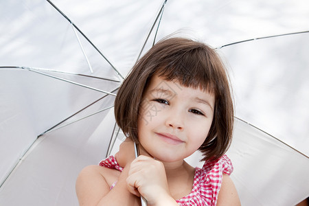 保护伞下亚洲女童图片
