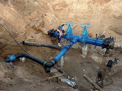 500毫米饮用水管门阀地下500毫米水管的技术专家高清图片