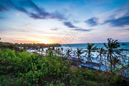 海洋日落自然构成美丽的热带风景巴厘岛图片
