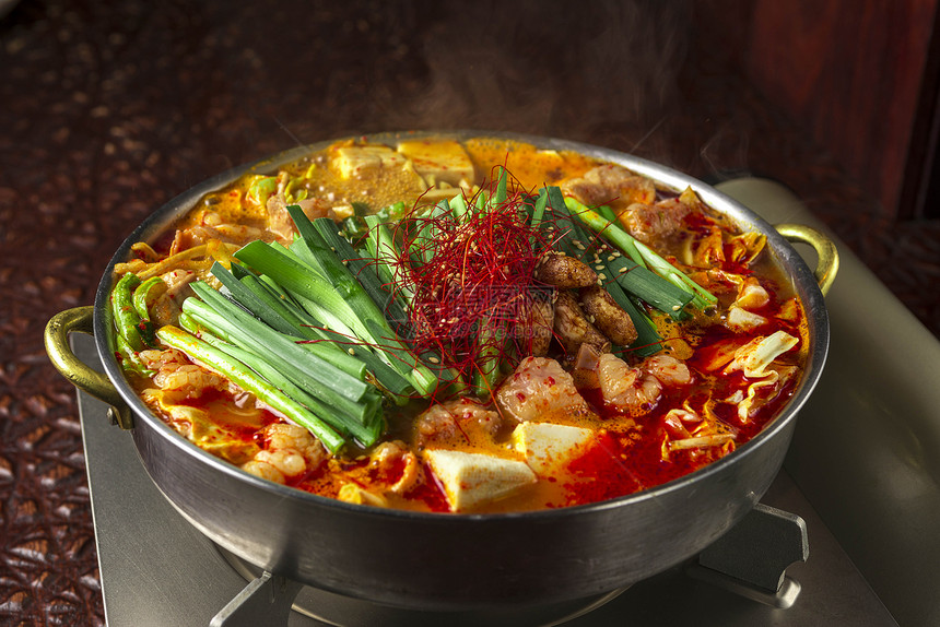 韩国美味和火锅烹饪图片