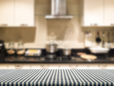 厨房内部背景的格子桌布背景图片