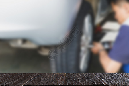 在车库Blur图像更换汽车轮胎背景图片