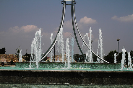 白天的喷泉马其顿图片