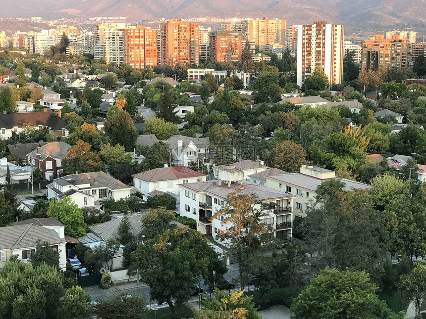 智利圣地亚哥的落日云图片