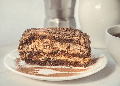 巧克力蛋糕和一杯咖啡图片