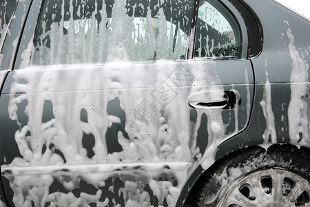 用肥皂洗车洗车图片