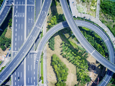 高速公路立交桥鸟瞰图图片