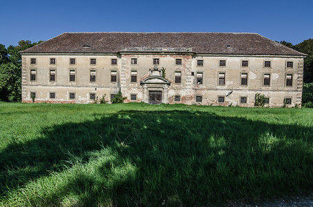 古城堡建筑正面图图片